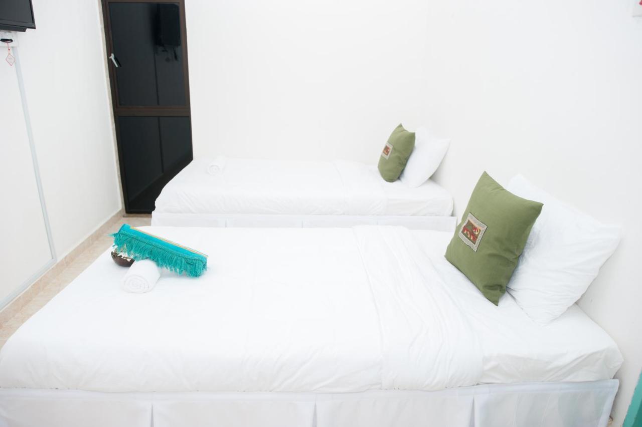 Ibai Beach Guesthouse Куала-Тренгану Екстер'єр фото